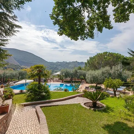 Villa Conti Beccaris Castle By In Rome Poggio Catino