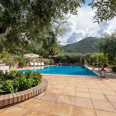 Conti Beccaris Castle By In Rome Villa *